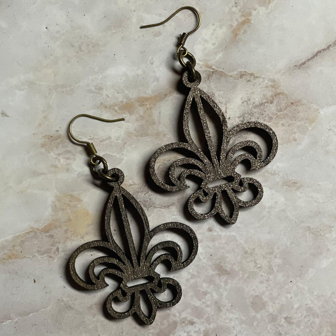 Fleur de Lis cutout earrings - Original Stiles